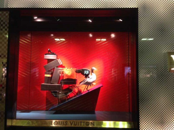 Christmas Store Windows: Louis Vuitton at Northpark Center - Store Windows at FashionWindows